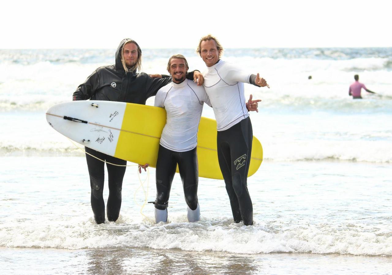 Surfivor Surf Camp 호텔 에스모리츠 외부 사진